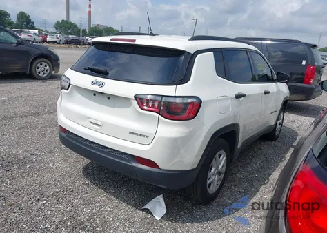 2018 Jeep Compass из США, поврежденный, VIN 3C4NJCAB0JT124679